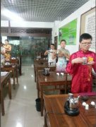 我校2014年8月份学生考试实况及毕业照片