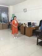 我校教师每周一上午九时举行祭拜孔子仪式及为